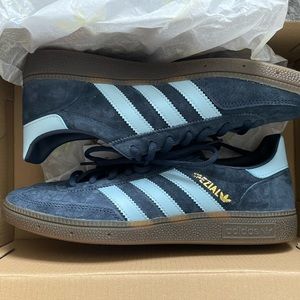 Adidas Handball Spezial 'navy gum' NEVER BEEN WORN size: M 7.5 /W 8.5
